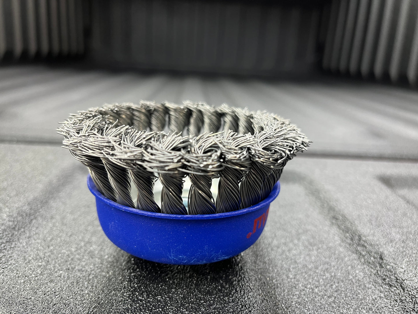 Twisted Knot Wire Wheel